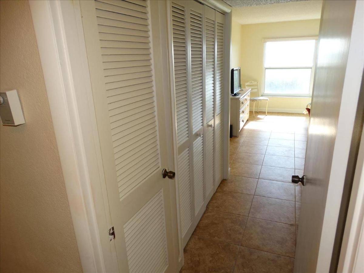 Spanish Main Unit 1- Direct Oceanfront Condo! Cocoa Beach Exterior photo