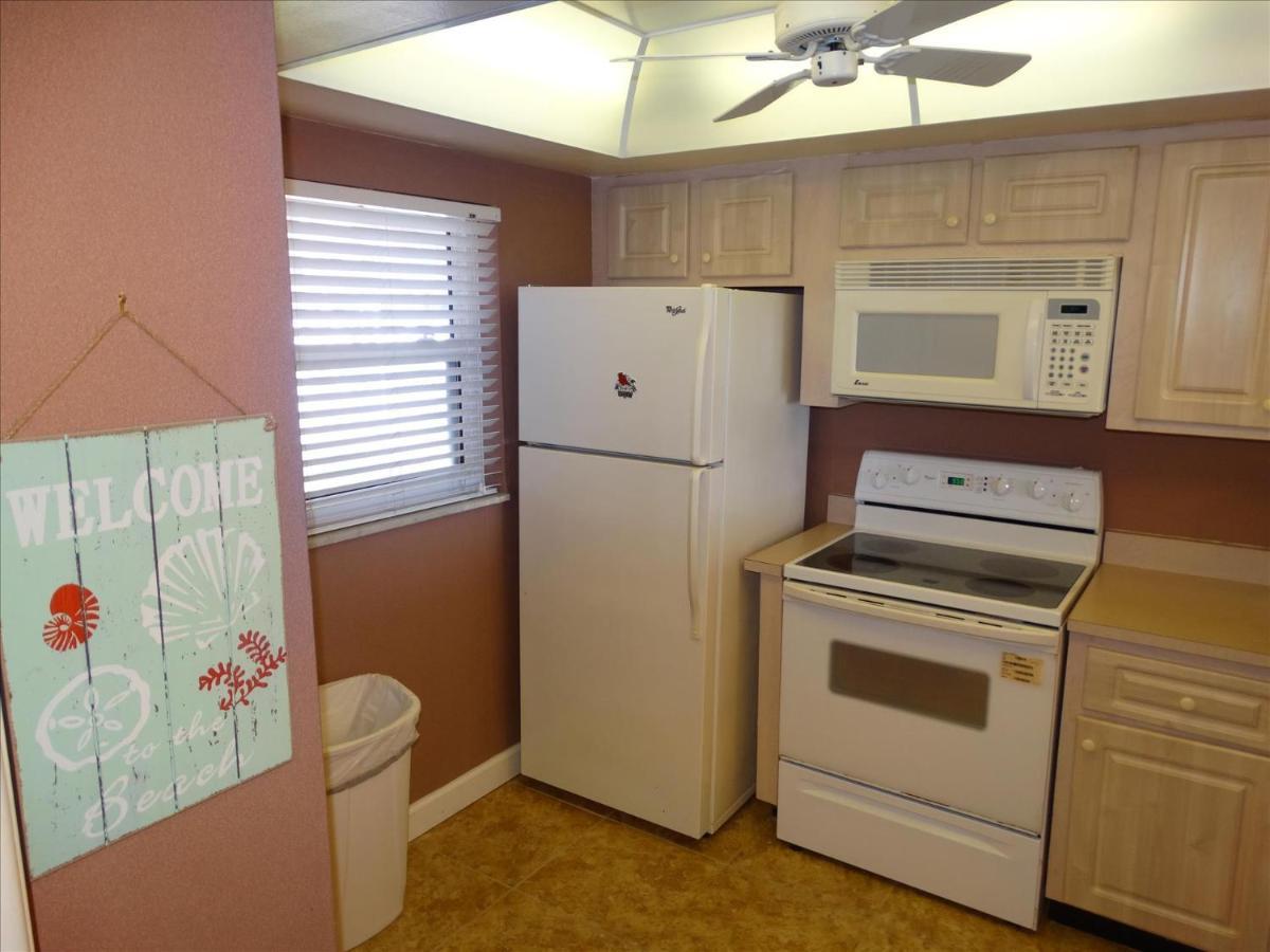 Spanish Main Unit 1- Direct Oceanfront Condo! Cocoa Beach Exterior photo